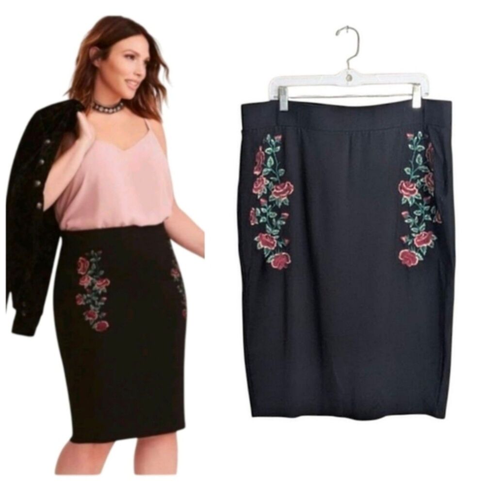 Torrid Ponte Pencil Skirt Black Knee Length Floral Embroidery Roses Slim Fit 3X